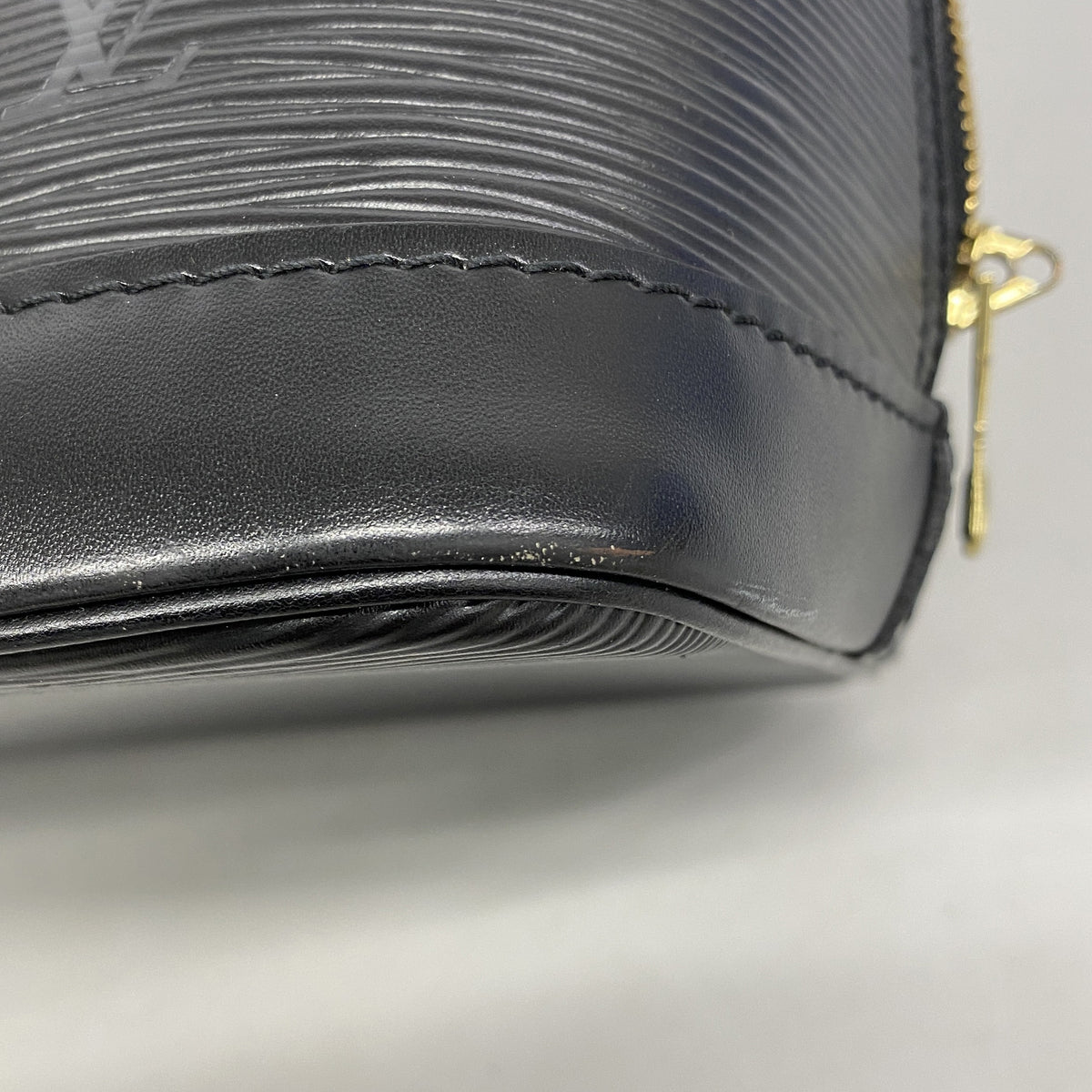 【6he4650】ルイヴィトン ハンドバッグ エピ アルマ M52142 ノワール【中古】レディース