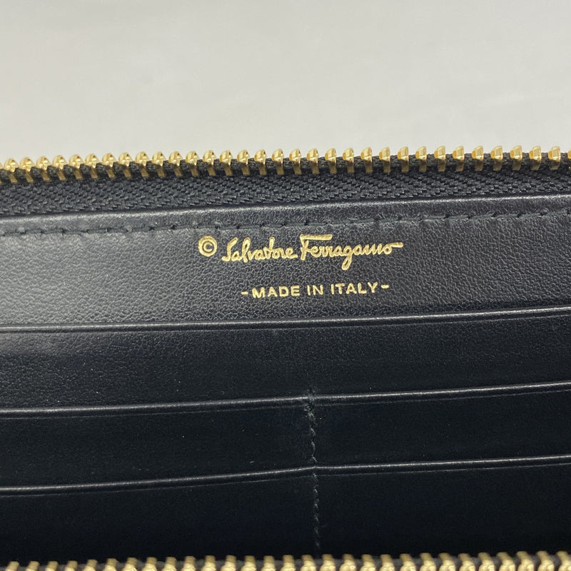 【6he4655】サルヴァトーレフェラガモ 長財布 ヴァラ レザー ブラック ゴールド金具【中古】レディース