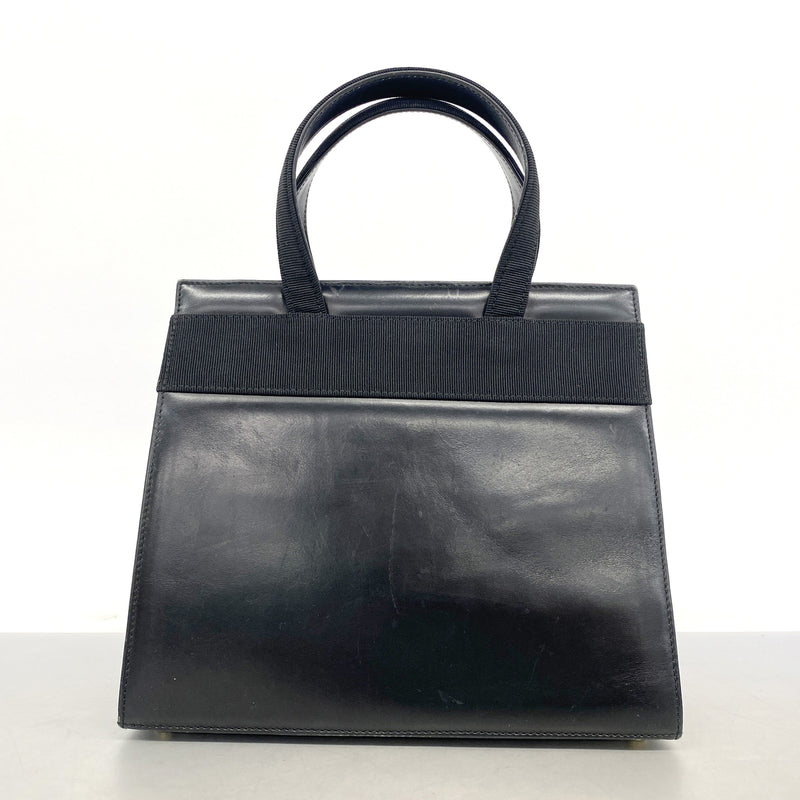 【6he4678】サルヴァトーレフェラガモ ハンドバッグ ヴァラ レザー ブラック ゴールド金具【中古】レディース
