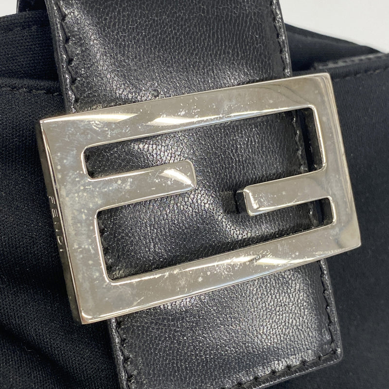 【6he4684】フェンディ ハンドバッグ ナイロン ブラック シルバー金具【中古】レディース