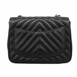 【6he4696】シャネル ショルダーバッグ チェーンショルダー シェブロン ラムスキン ブラック シルバー金具【中古】レディース