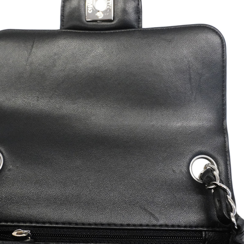 【6he4696】シャネル ショルダーバッグ チェーンショルダー シェブロン ラムスキン ブラック シルバー金具【中古】レディース