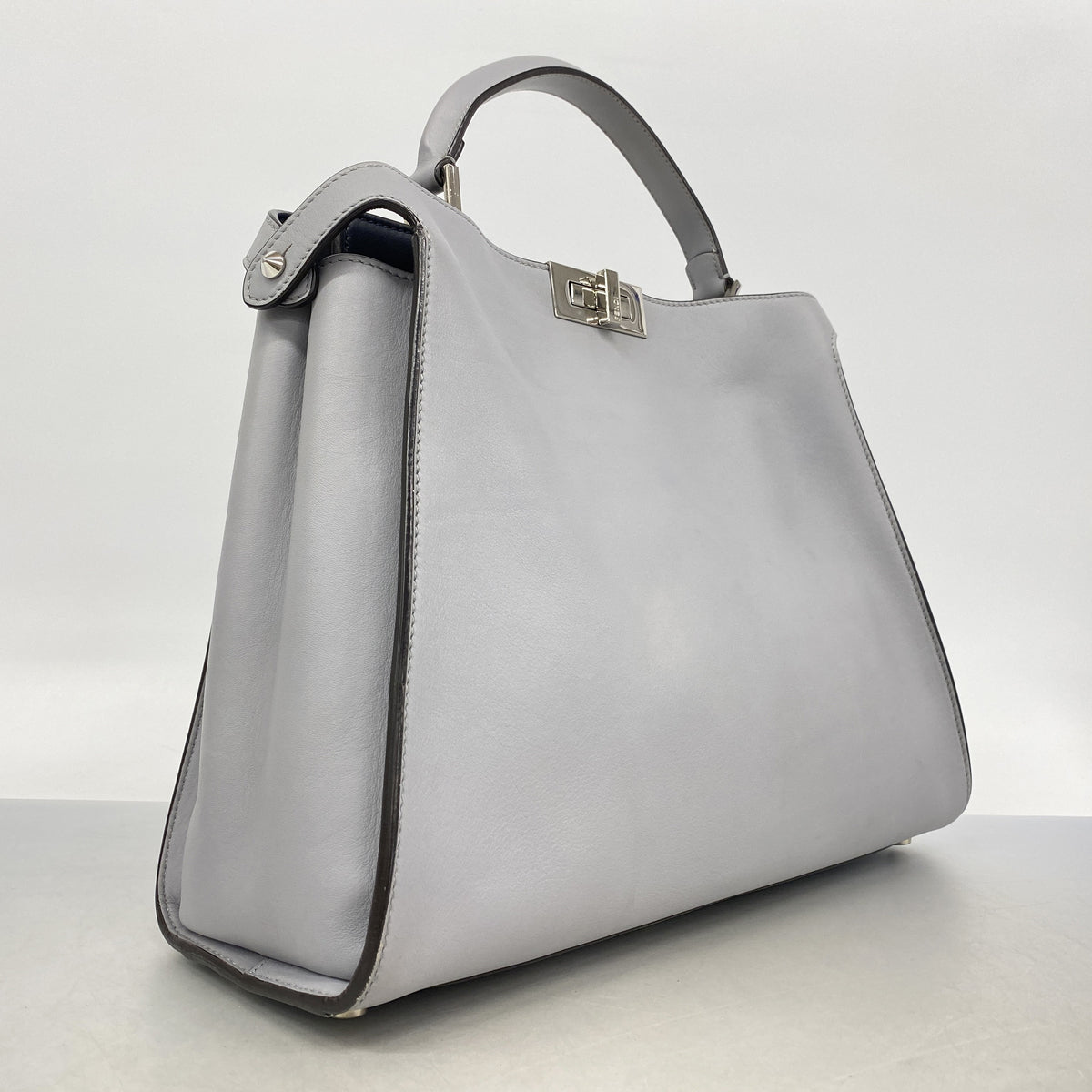 【6he4704】フェンディ ハンドバッグ ピーカブー エッセンシャル レザー グレー シルバー金具 2wayバッグ【中古】レディース