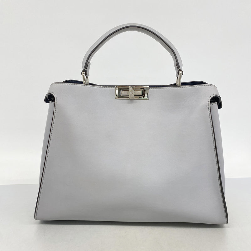 【6he4704】フェンディ ハンドバッグ ピーカブー エッセンシャル レザー グレー シルバー金具 2wayバッグ【中古】レディース