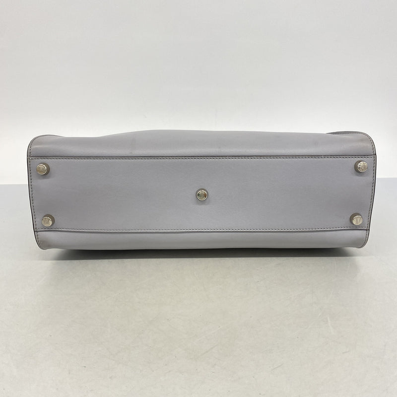【6he4704】フェンディ ハンドバッグ ピーカブー エッセンシャル レザー グレー シルバー金具 2wayバッグ【中古】レディース