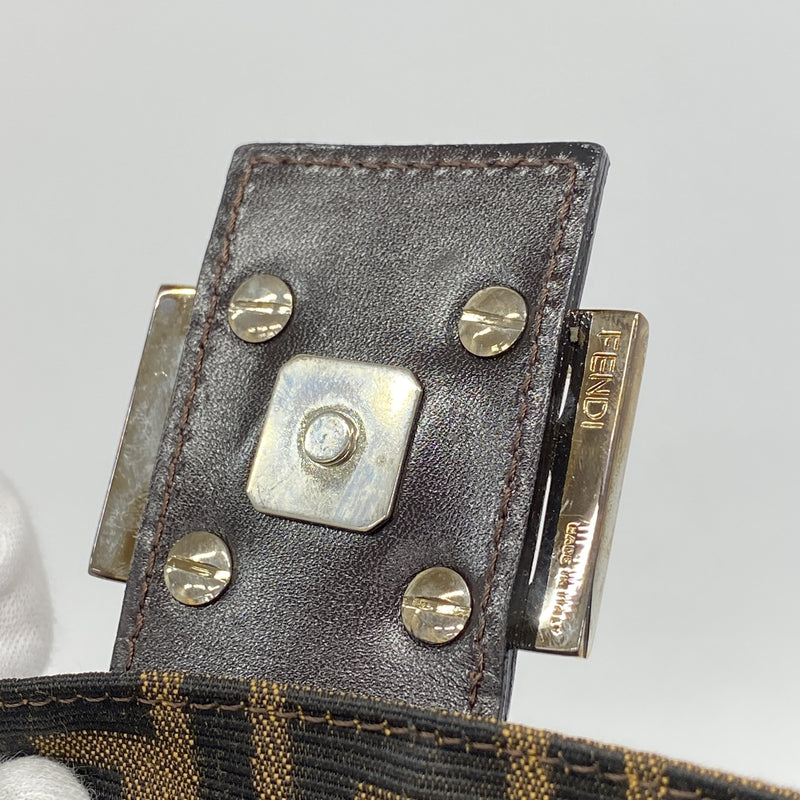 【6he4705】フェンディ ハンドバッグ ズッカ マンマバケット ナイロンキャンバス ブラウン シルバー金具【中古】レディース