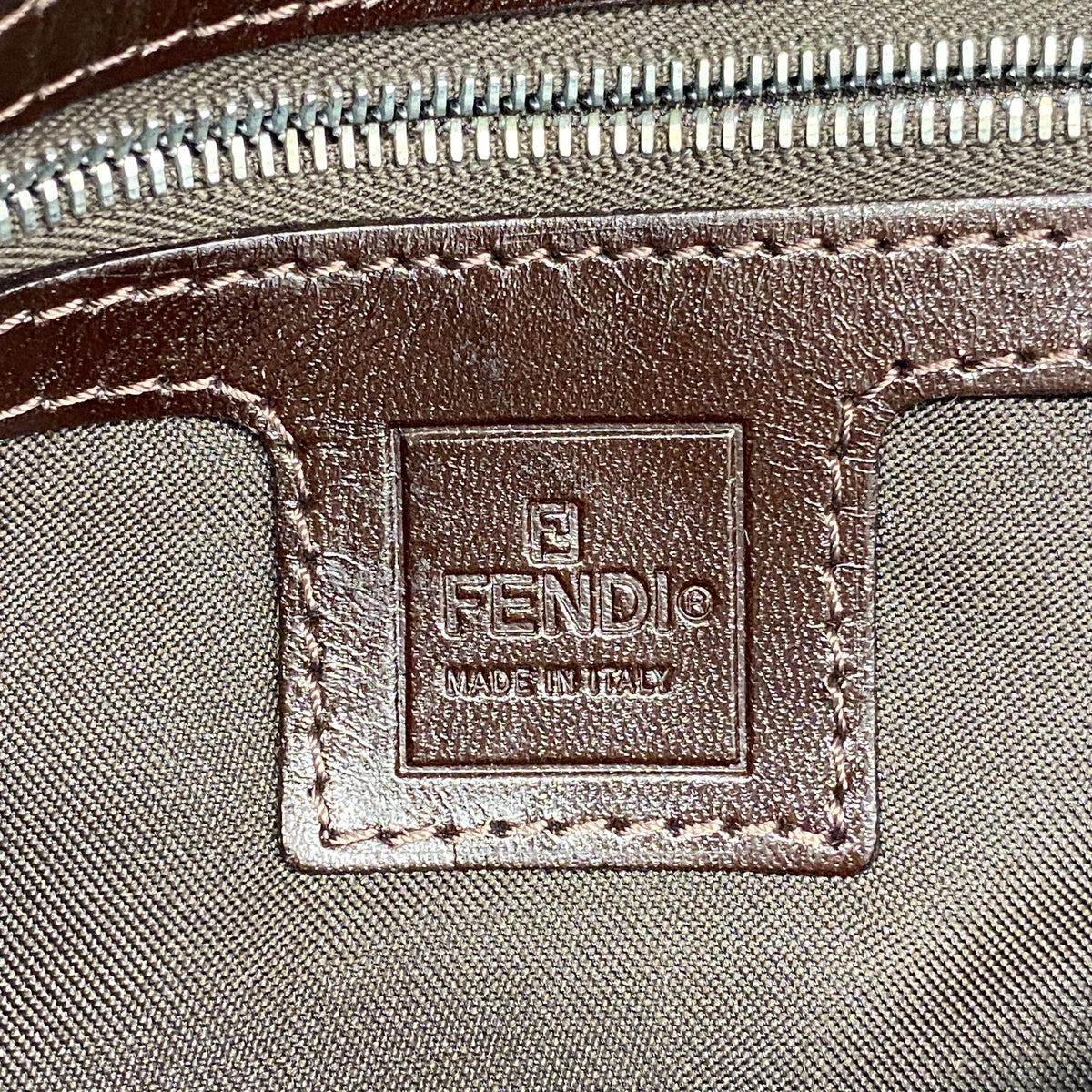 【6he4705】フェンディ ハンドバッグ ズッカ マンマバケット ナイロンキャンバス ブラウン シルバー金具【中古】レディース