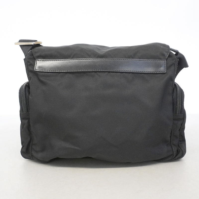 【6he4708-k】プラダ ショルダーバッグ テスート ナイロン ブラック シルバー金具【中古】レディース