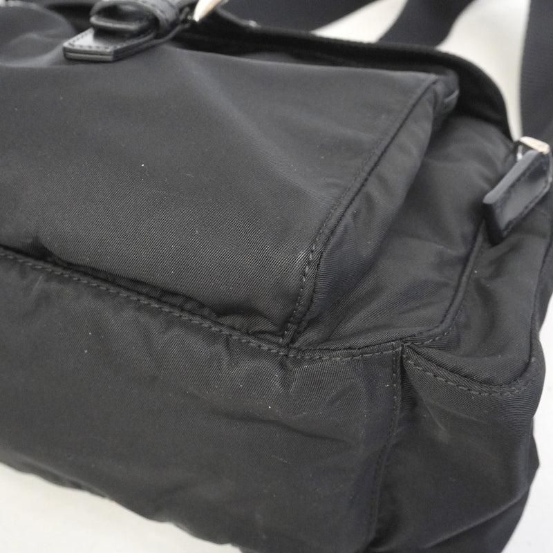 【6he4708-k】プラダ ショルダーバッグ テスート ナイロン ブラック シルバー金具【中古】レディース