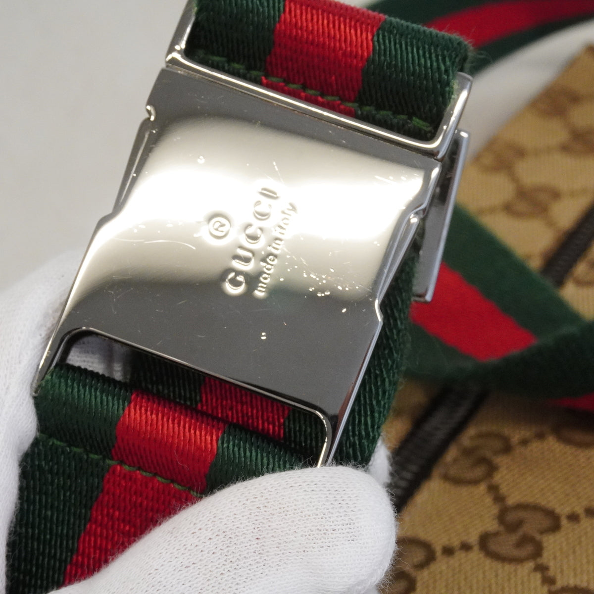 【6he4724-k】グッチ ボディバッグ GGキャンバス/シェリーライン 28566 キャンバス ブラウン シルバー金具【中古】レディース
