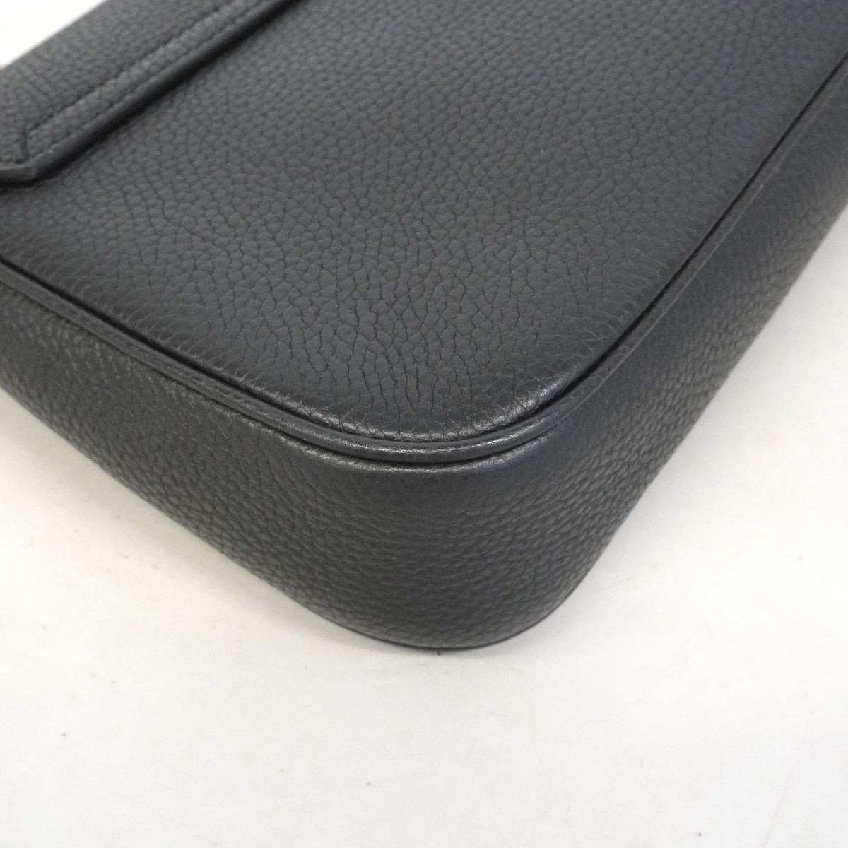 【6he4726-k】グッチ ショルダーバッグ ソーホー インターロッキングG 536224 レザー ブラック ゴールド金具【中古】レディース