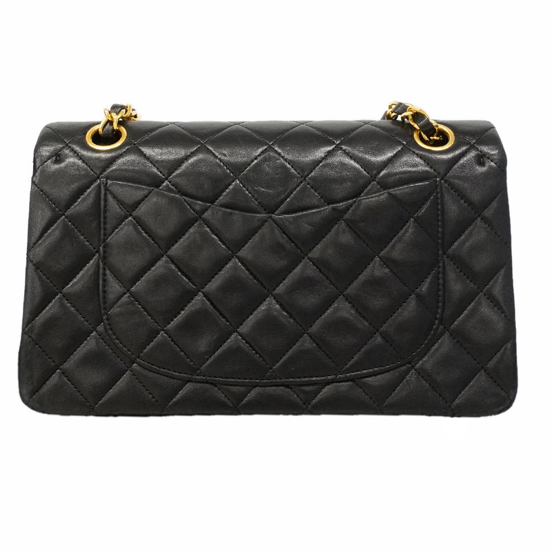 【6he4764】シャネル ショルダーバッグ マトラッセ Wフラップ Wチェーン ラムスキン ブラック ゴールド金具【中古】レディース