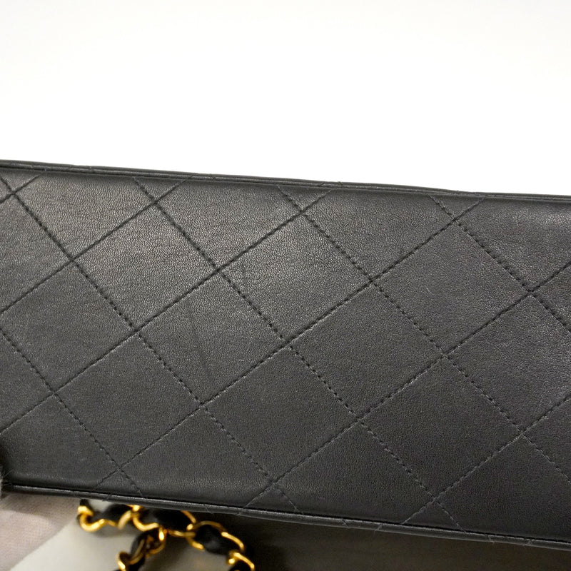 【6he4784】シャネル ショルダーバッグ デカマトラッセ Wチェーン ラムスキン ブラック ゴールド金具【中古】レディース