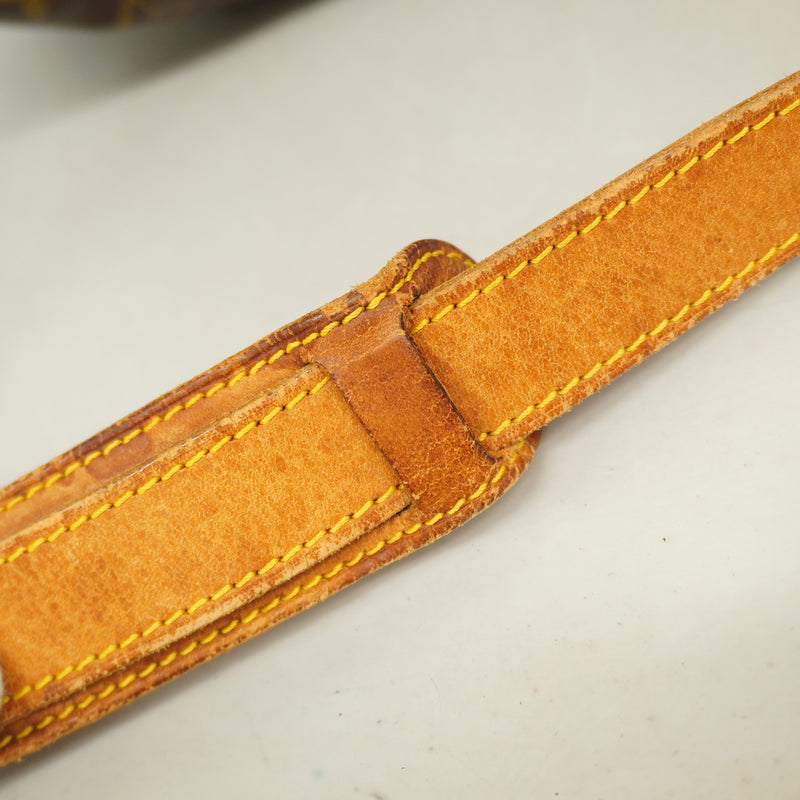 【6he4795】ルイヴィトン ショルダーバッグ モノグラム ソミュール35 M42254 ブラウン【中古】レディース