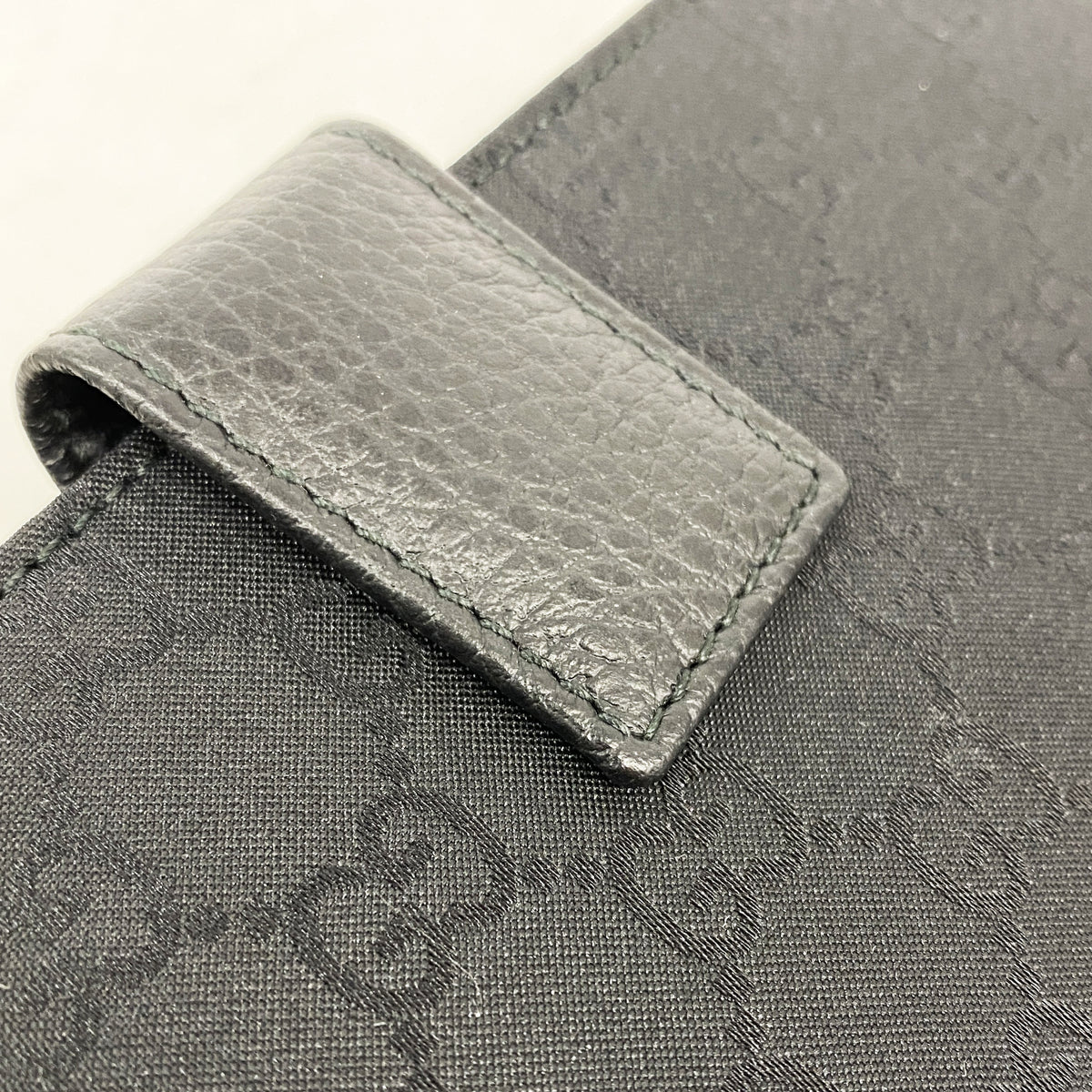 【6he4797-k】グッチ 長財布 GGナイロン 231835 ナイロン ブラック シルバー金具【中古】レディース