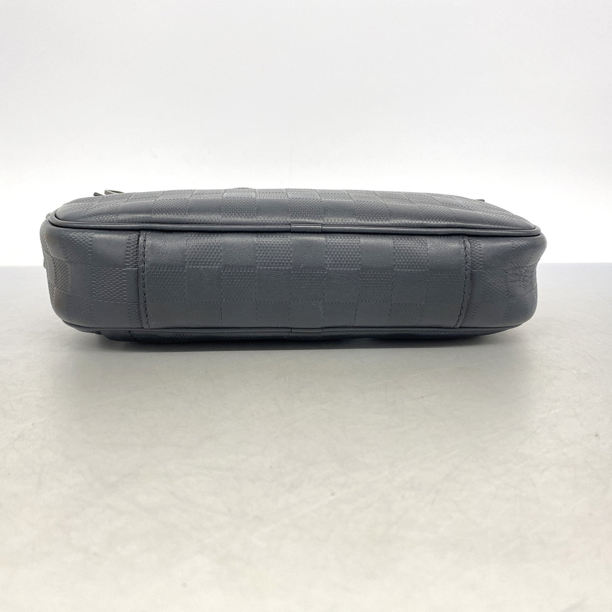 【6he4822】ルイヴィトン ボディバッグ ダミエアンフィニ アンブレール N41288　 オニキス【中古】メンズ