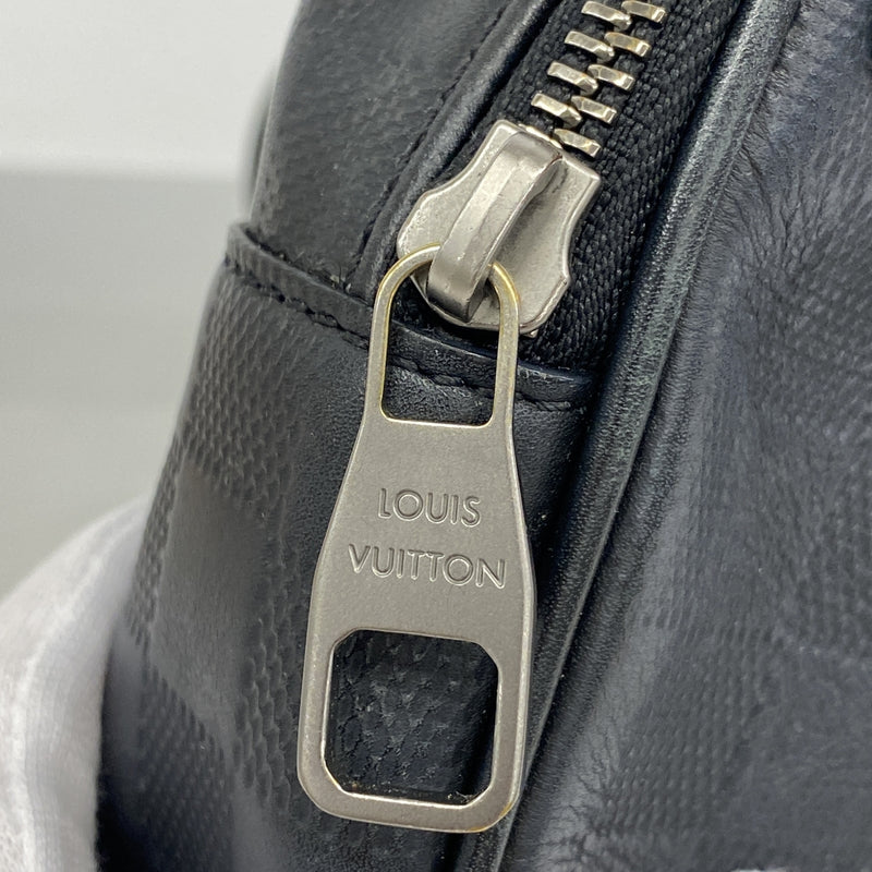 【6he4822】ルイヴィトン ボディバッグ ダミエアンフィニ アンブレール N41288　 オニキス【中古】メンズ