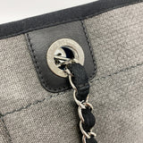 【6he4829】シャネル チェーントート ドーヴィル キャンバス グレー シルバー金具【中古】レディース