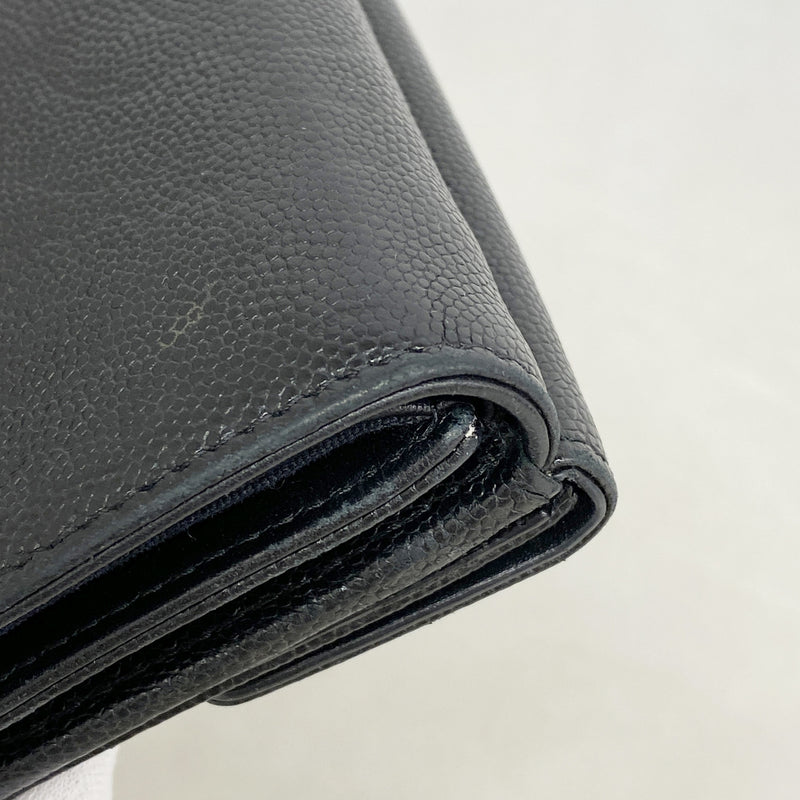 【6he4913】シャネル 三つ折り財布 カメリア キャビアスキン ブラック シャンパンゴールド金具【中古】レディース