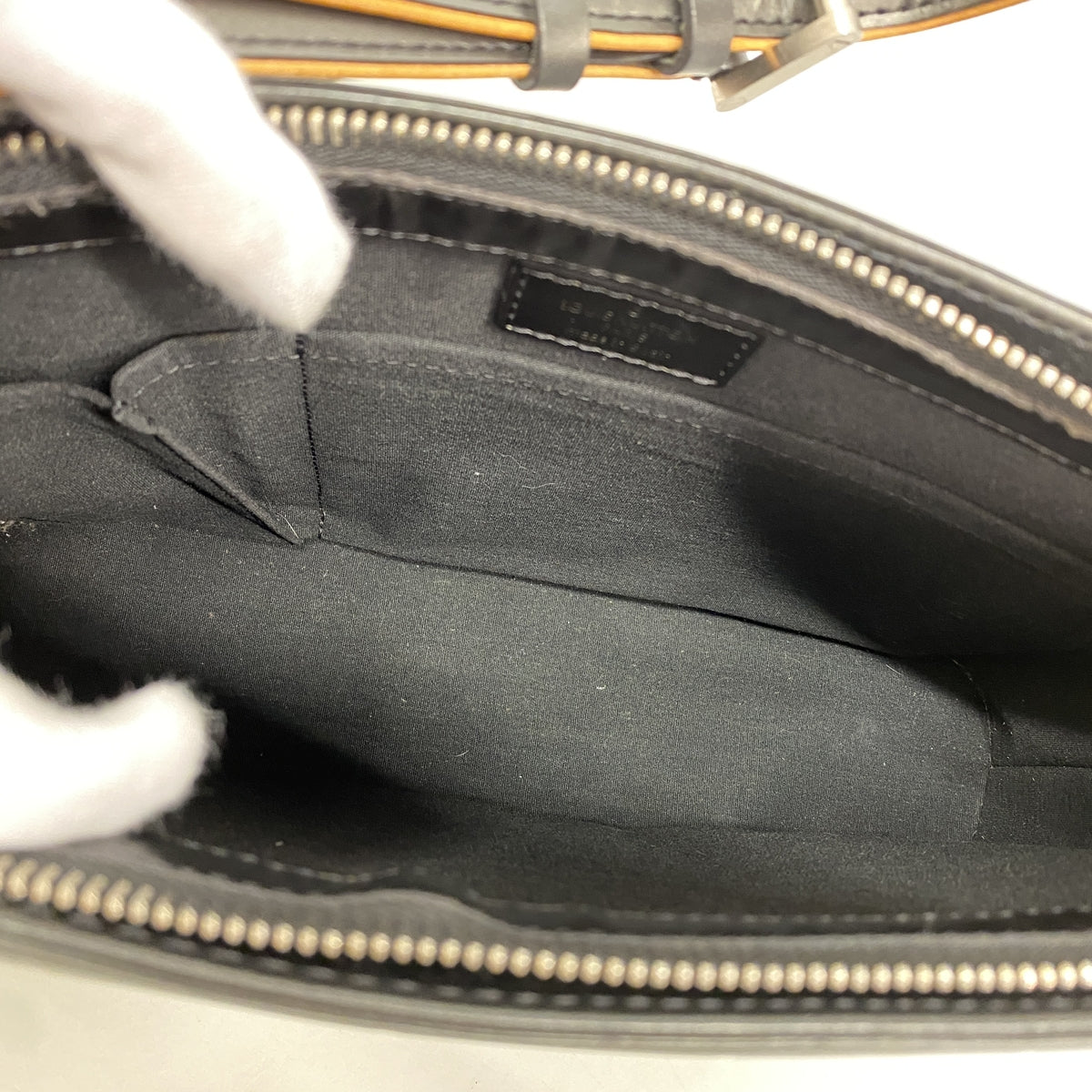 【6he4939】ルイヴィトン ショルダーバッグ モノグラム・マット アルストン M55122 ノワール【中古】レディース