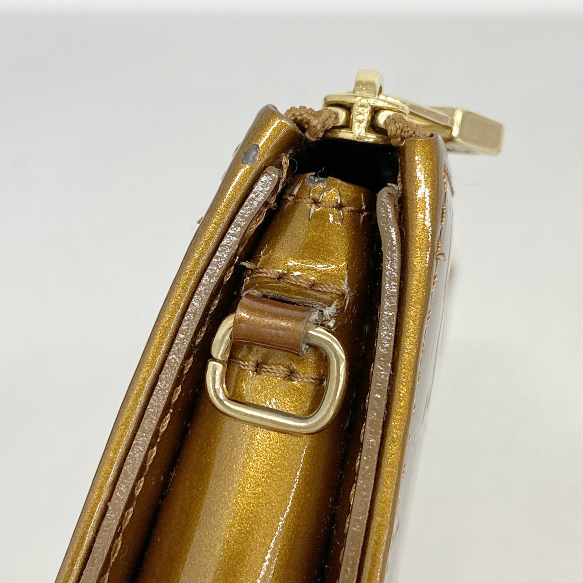 【6he4947】ルイヴィトン ポーチ ヴェルニ レキシントン M91133 ブロンズ【中古】レディース