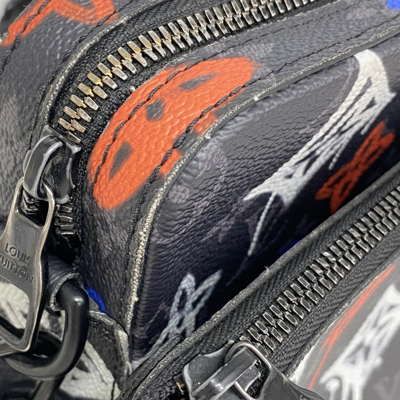 【6he4950】ルイヴィトン ショルダーバッグ モノグラム・エクリプス トリオメッセンジャー M21396 ブラック【中古】メンズ