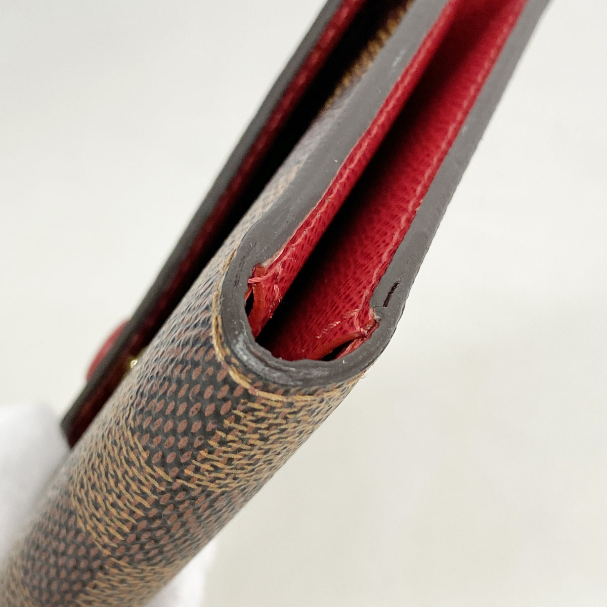 【6he4953】ルイヴィトン 三つ折り財布 ダミエ ポルトフォイユヴィクトリーヌ N41659 エベヌ【中古】レディース