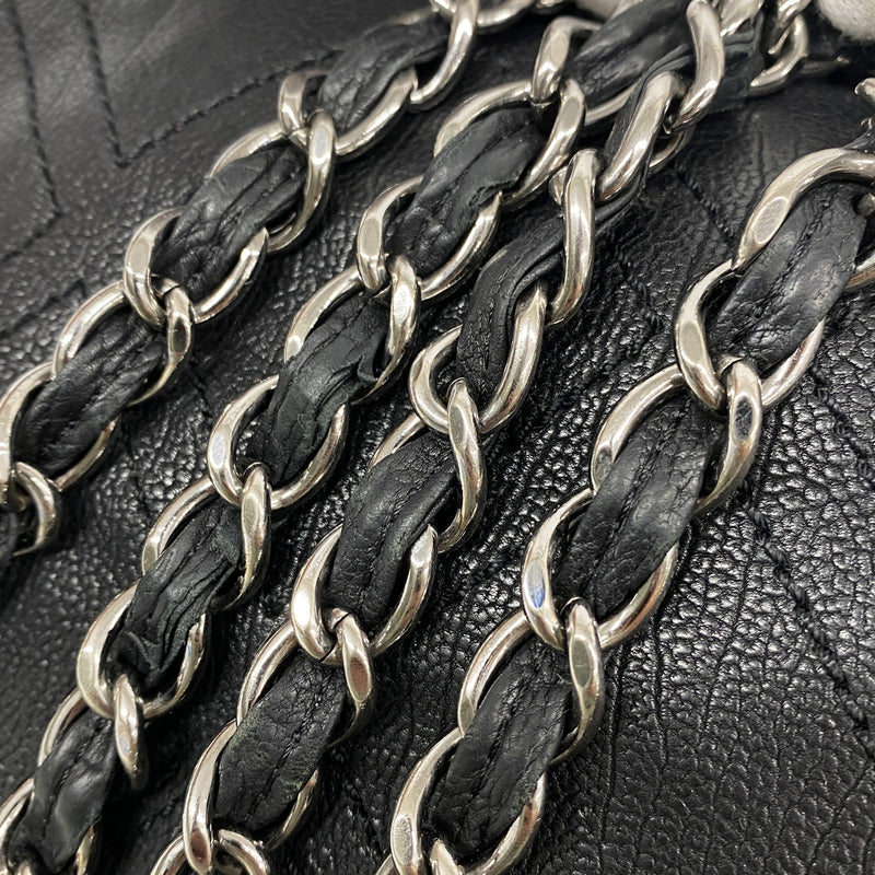 【6he4956】シャネル ショルダーバッグ マトラッセ Wチェーン レザー ブラック シルバー金具【中古】レディース