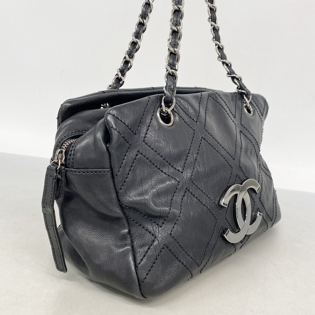 【6he4956】シャネル ショルダーバッグ マトラッセ Wチェーン レザー ブラック シルバー金具【中古】レディース