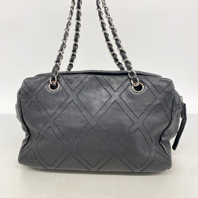 【6he4956】シャネル ショルダーバッグ マトラッセ Wチェーン レザー ブラック シルバー金具【中古】レディース