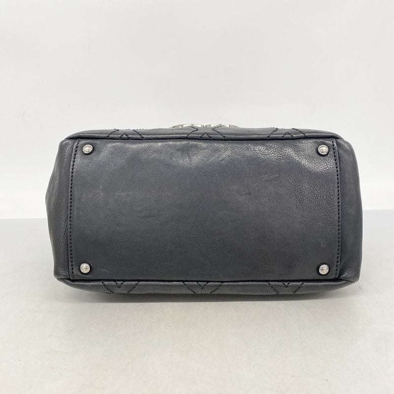 【6he4956】シャネル ショルダーバッグ マトラッセ Wチェーン レザー ブラック シルバー金具【中古】レディース