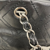 【6he4956】シャネル ショルダーバッグ マトラッセ Wチェーン レザー ブラック シルバー金具【中古】レディース