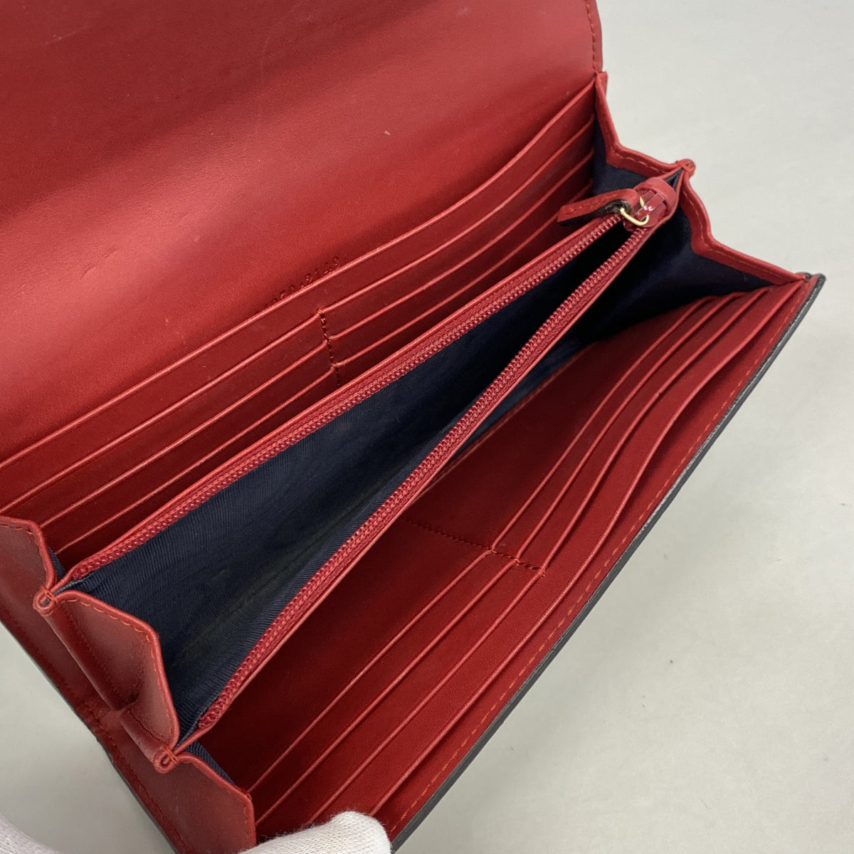 【6he4992】グッチ 長財布 GGブルームス 404070 PVC ネイビー ゴールド金具【中古】レディース
