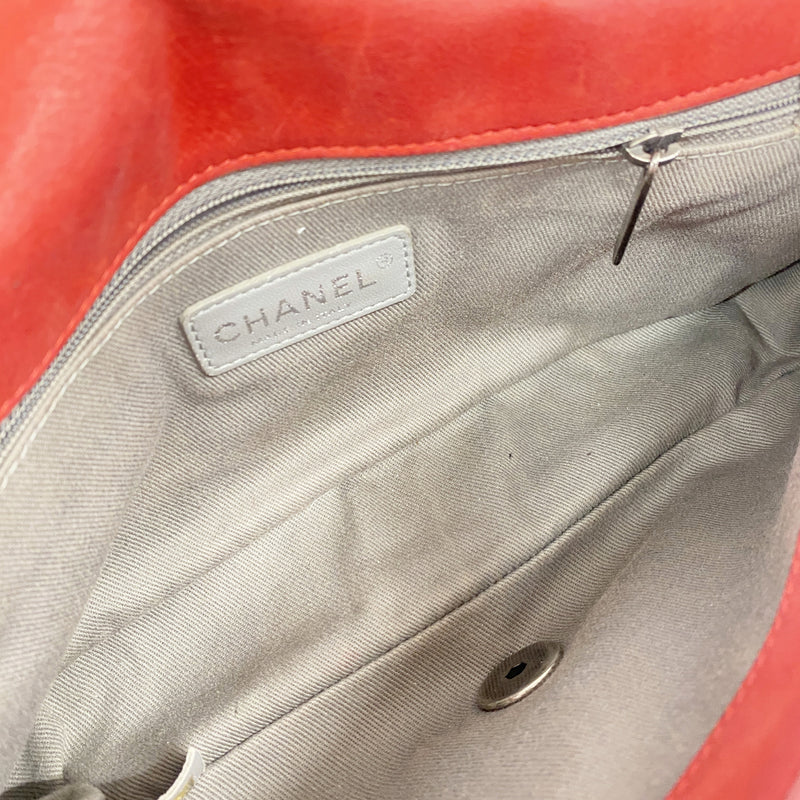 【6he5013-k】シャネル ショルダーバッグ ワイルドステッチ Wチェーン スパークルレザー レッド シルバー金具【中古】レディース