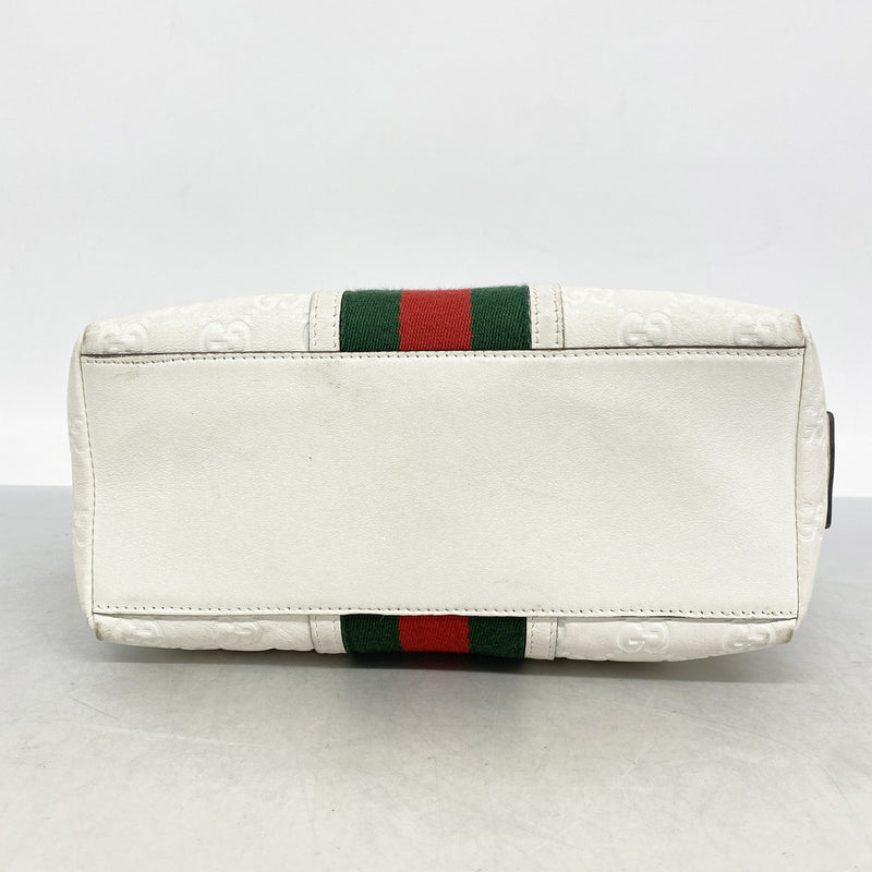 【6he5015-k】グッチ ポーチ シェリーライン グッチシマ 256637 レザー ホワイト シルバー金具【中古】レディース