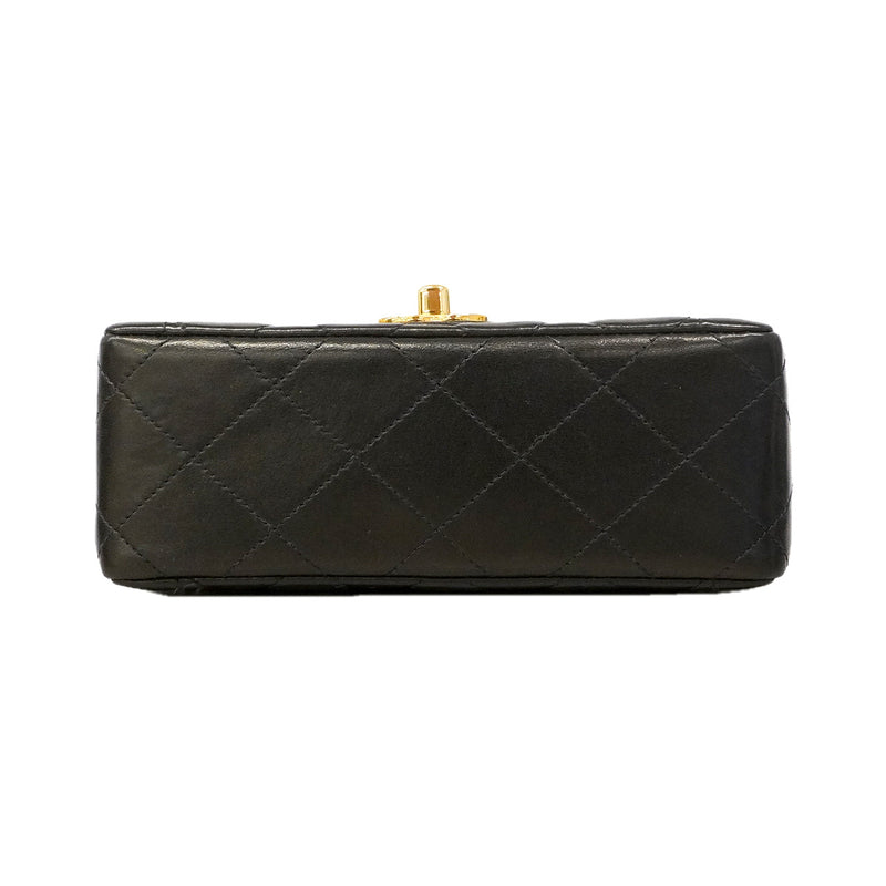 【6he5022】シャネル ハンドバッグ マトラッセ ラムスキン ブラック ゴールド金具【中古】レディース