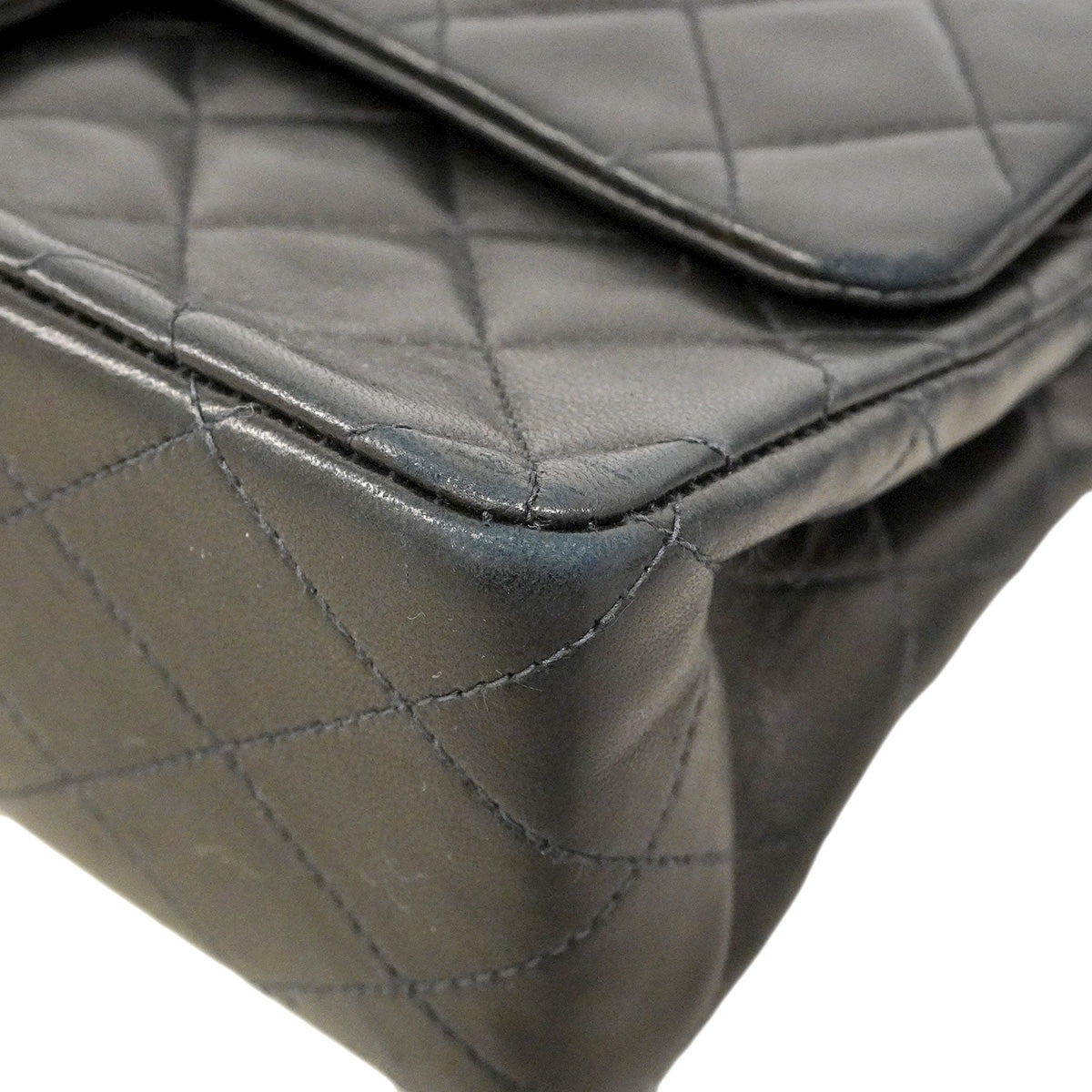 【6he5030-h】シャネル ショルダーバッグ マトラッセ Wフラップ Wチェーン ラムスキン ブラック ゴールド金具【中古】レディース