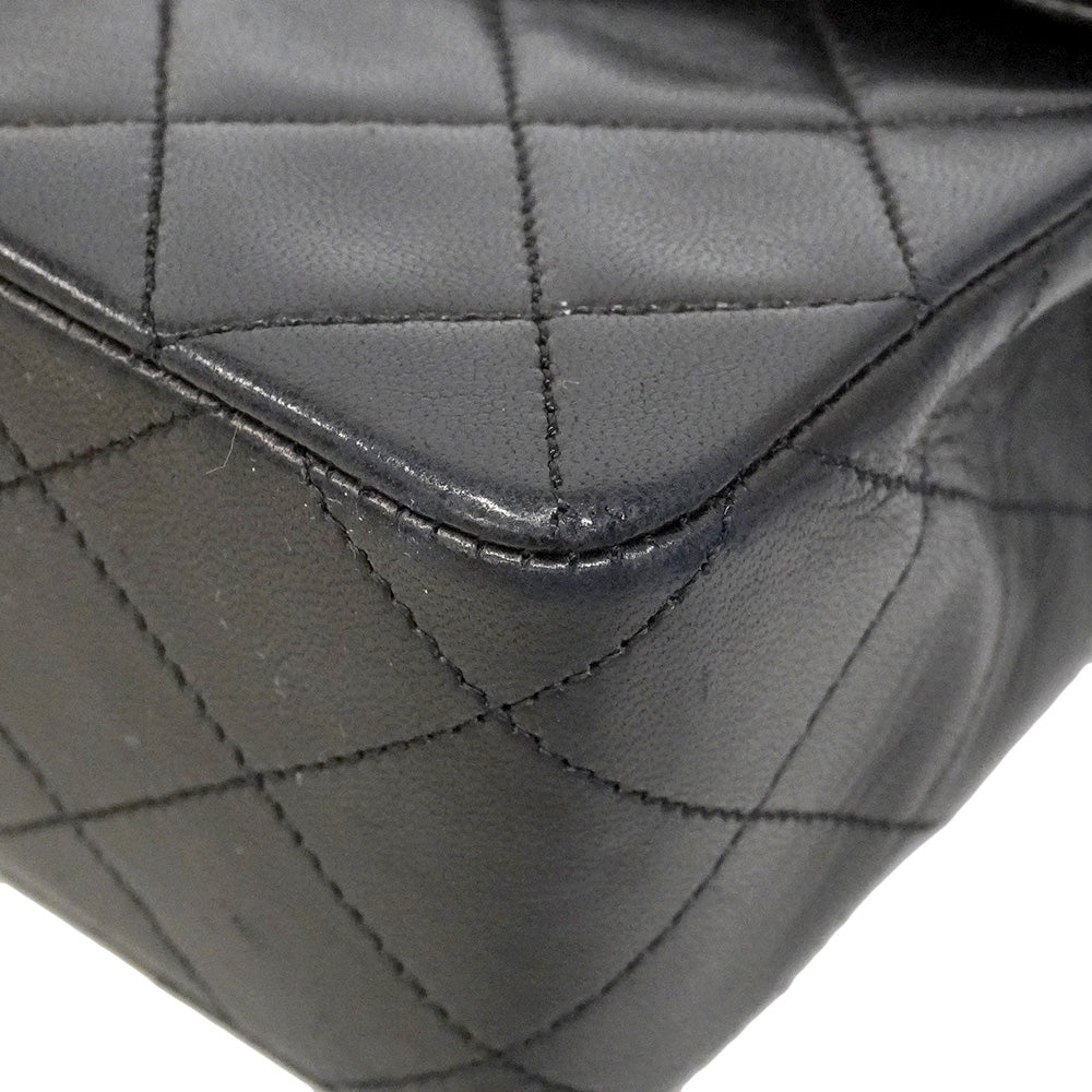 【6he5039】シャネル ショルダーバッグ ミニマトラッセ チェーンショルダー ラムスキン ブラック ゴールド金具【中古】レディース
