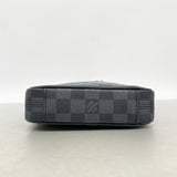 【6he5041-k】ルイヴィトン ショルダーバッグ ダミエ・グラフィット ダヌーブPM NM N40239 ブラック【中古】メンズ