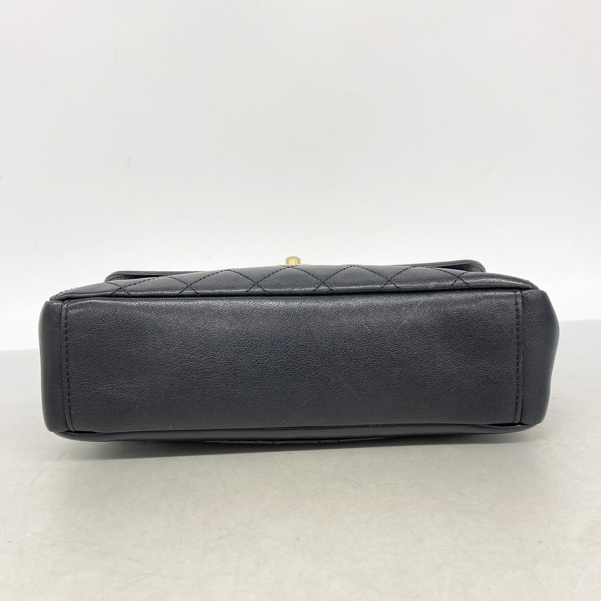 【6he5044-k】シャネル ハンドバッグ マトラッセ チェーンショルダー レザー ブラック ゴールド金具 2wayバッグ【中古】レディース