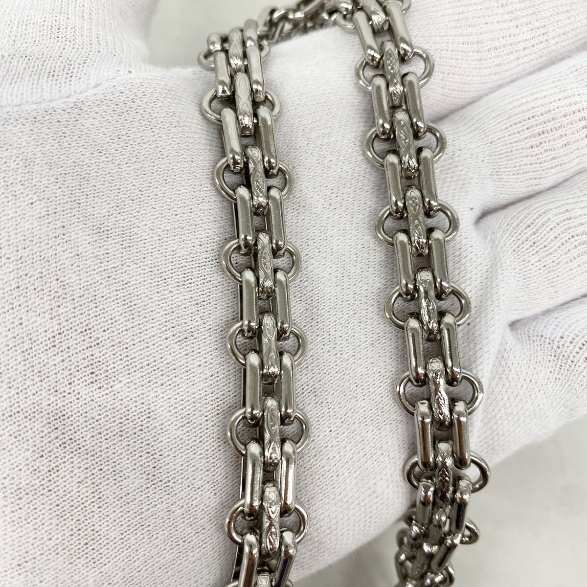 【6he5045-k】シャネル ショルダーバッグ 2.55/マトラッセ Wフラップ Wチェーン ラムスキン パープル シルバー金具【中古】レディース