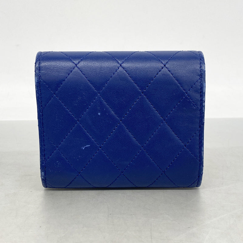 【6he5049-k】シャネル 三つ折り財布 マトラッセ ラムスキン ブルー シルバー金具【中古】レディース