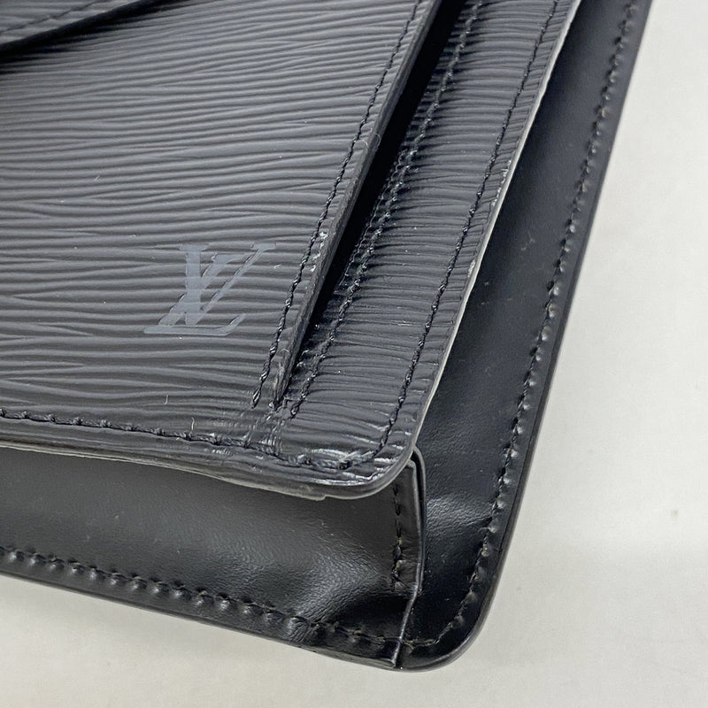 【6he5059】ルイヴィトン クラッチバッグ エピ ポシェットセリエドラゴンヌ M52612 ノワール【中古】メンズ