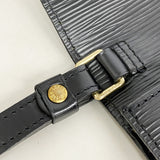 【6he5059】ルイヴィトン クラッチバッグ エピ ポシェットセリエドラゴンヌ M52612 ノワール【中古】メンズ