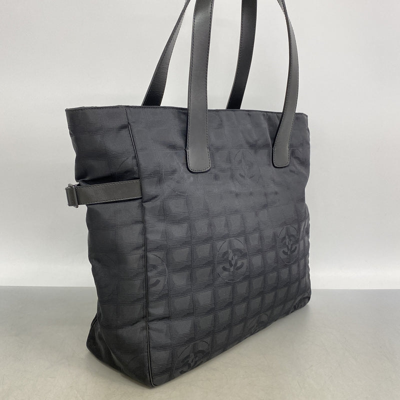 【6he5061】シャネル トートバッグ ニュートラベル ナイロン ブラック【中古】レディース