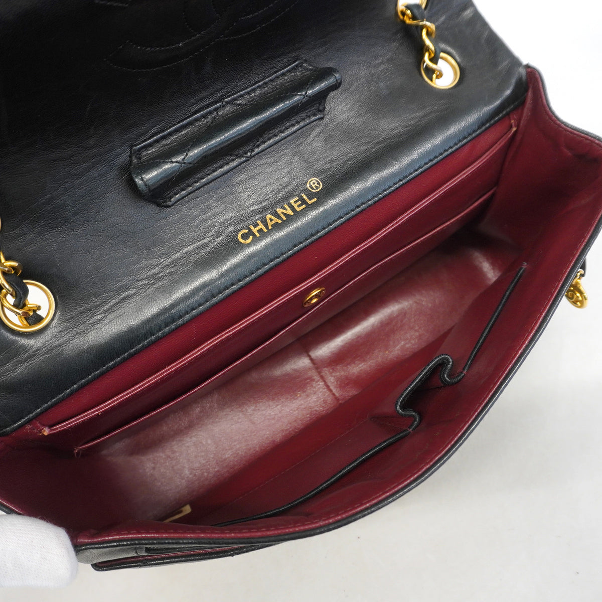 【6he5074】シャネル ショルダーバッグ マトラッセ Wチェーン ラムスキン ブラック ゴールド金具【中古】レディース