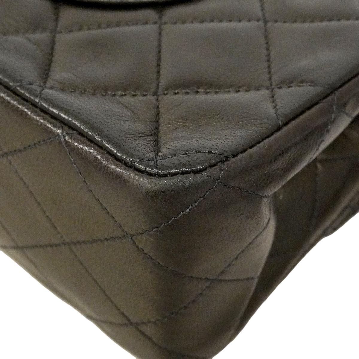 【6he5095】シャネル ショルダーバッグ マトラッセ Wフラップ Wチェーン ラムスキン ブラック ゴールド金具【中古】レディース