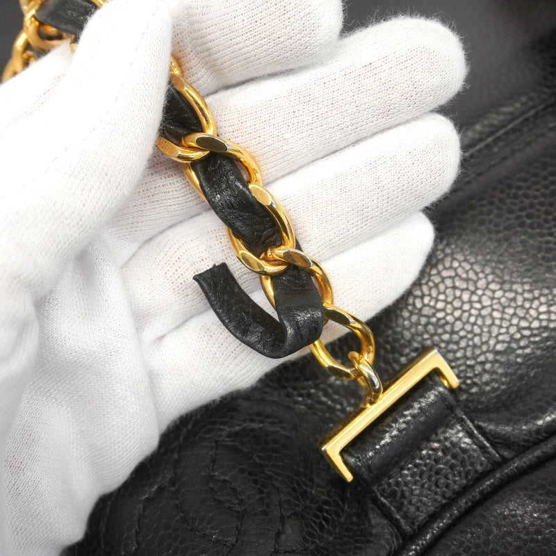 【6he5097-k】シャネル リュック・デイパック トリプルココ キャビアスキン ブラック ゴールド金具【中古】レディース