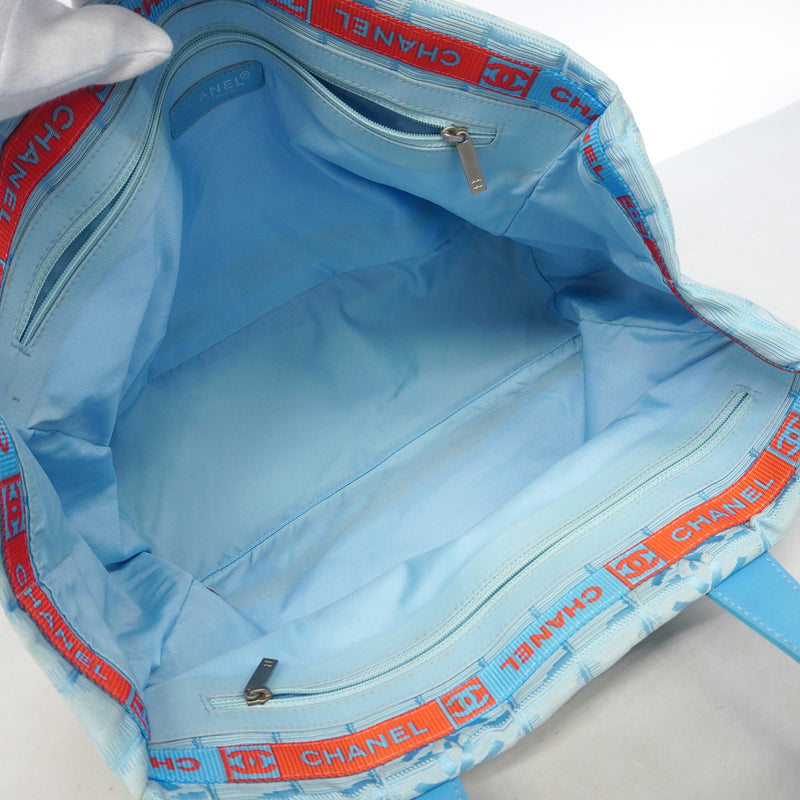 【6he5103-k】シャネル トートバッグ ニュートラベル ナイロン ブルー シルバー金具【中古】レディース