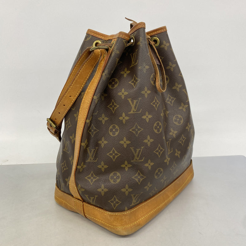 【6he5117】ルイヴィトン ショルダーバッグ モノグラム ノエ M42224 ブラウン【中古】レディース